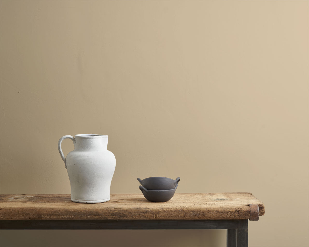 Old Ochre Wall Paint