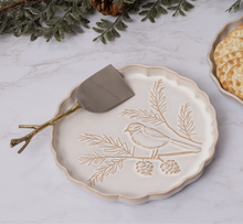  Woodland 8” Round Plate