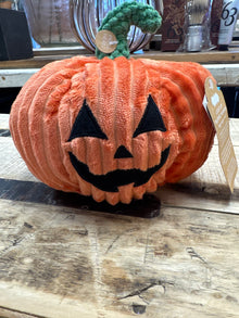  Halloween Light Up Talking Pumpkin