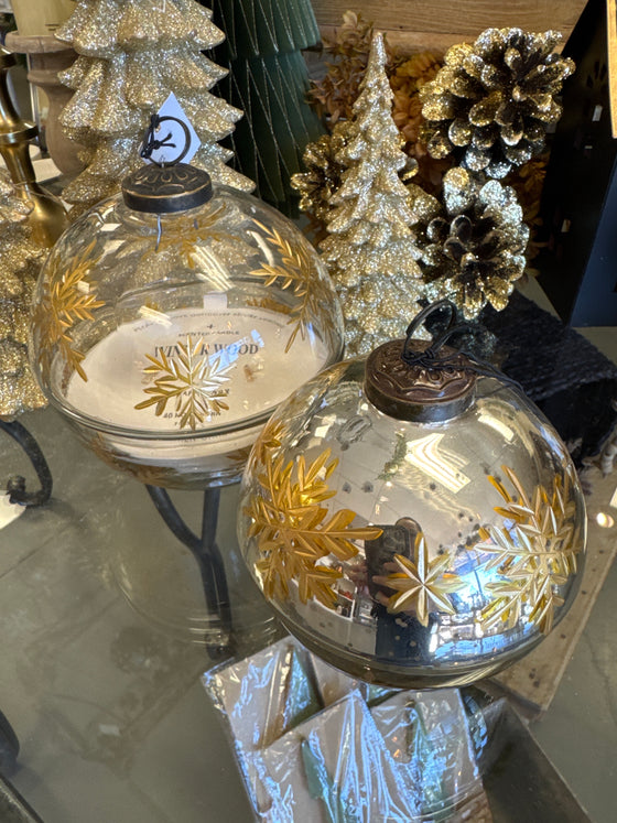 Silver Etched Ornament Candle