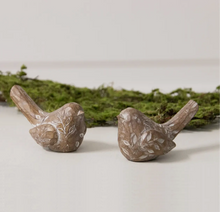  Birds Engraved with Leaf Pattern