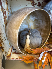 Whitewashed Gold Bowls
