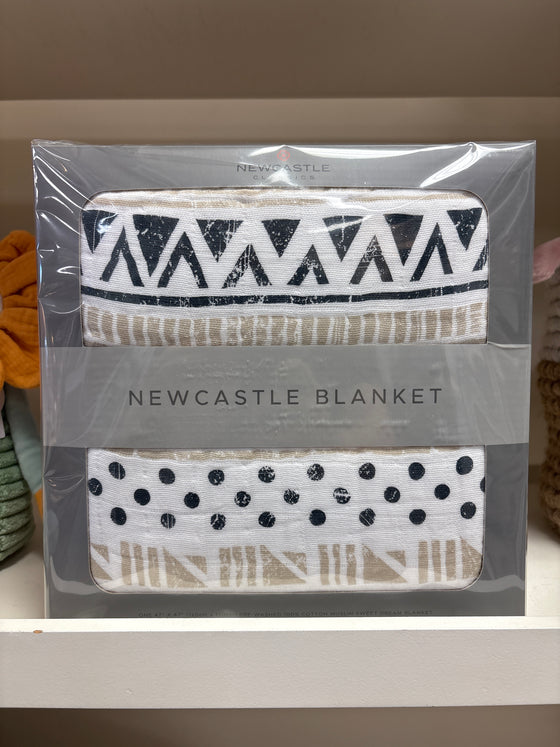 Newcastle Blanket (Pyramid)