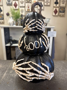  Boo Skeleton Pumpkin Stack