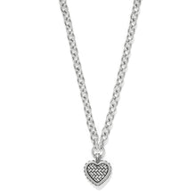  Pretty Tough Weave Heart Necklace