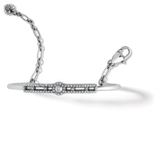  Illumina Lights Allure Bar Bracelet