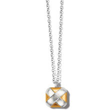  Entrata Square Short Necklace